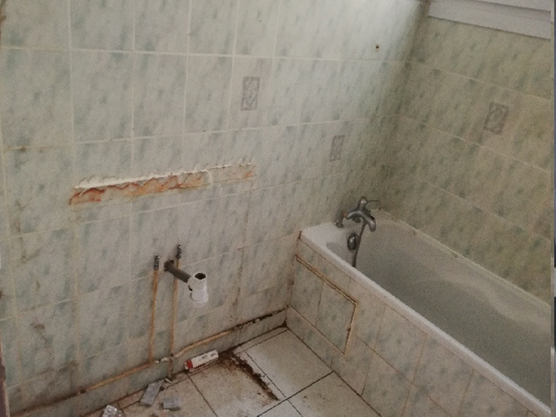avant-renovation-salle-de-bain-arcachon-salaunes-bordeaux avant-renovation-salle-de-bain-arcachon-salaunes-bordeaux